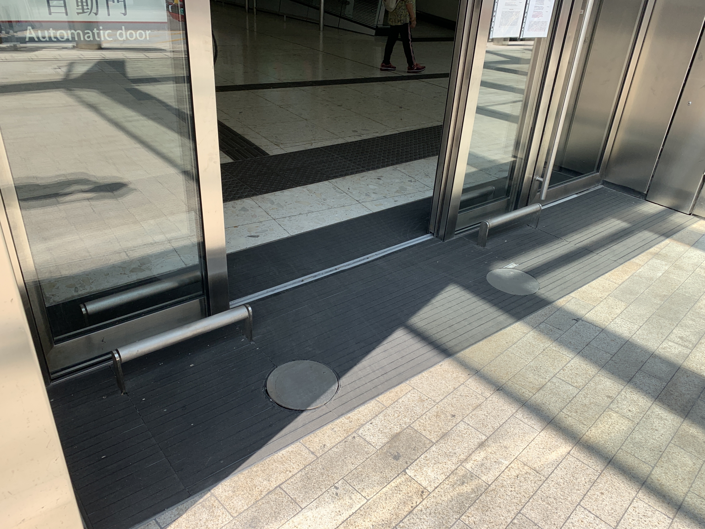 本頁圖片/檔案 - Aluminium Floor Mat 鋁地墊b